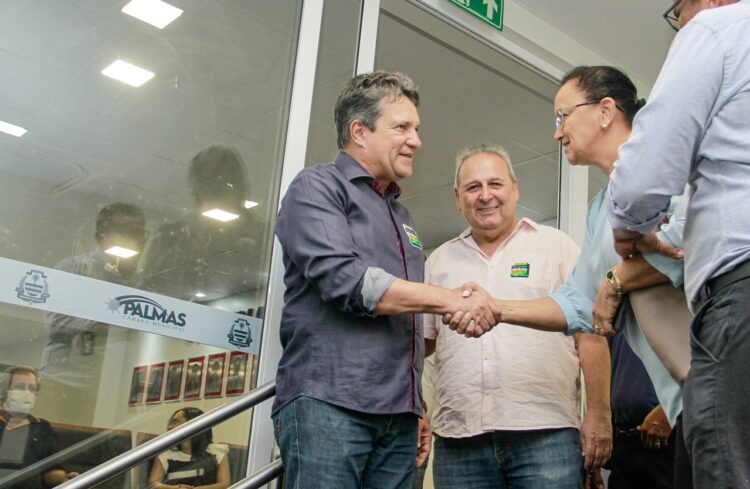 Osires Damaso visita Câmara de Palmas.