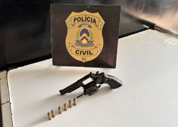 Arma apreendida com homem capturado pela Denarc, em Palmas