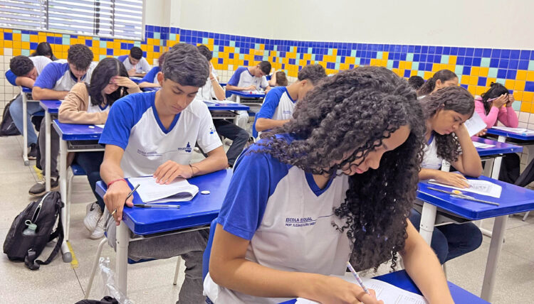 Estudantes do Tocantins realizam avaliação de desempenho